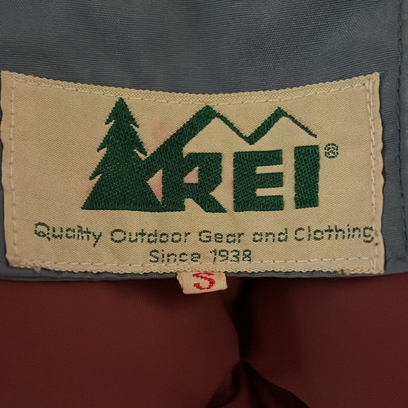 Vintage REI Down Coat - Picture 8 of 8